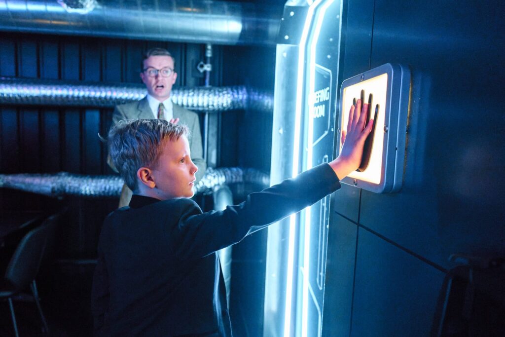 Make a wish being a spy in London photographed for a charity.